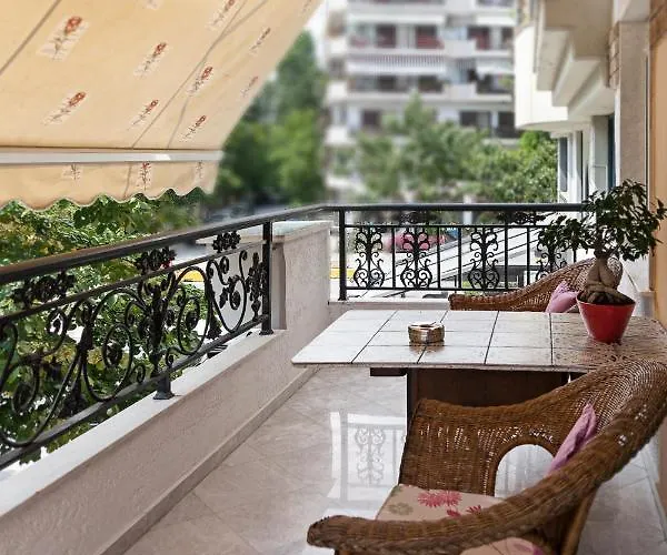 Apartament Dream Near Metro Station!